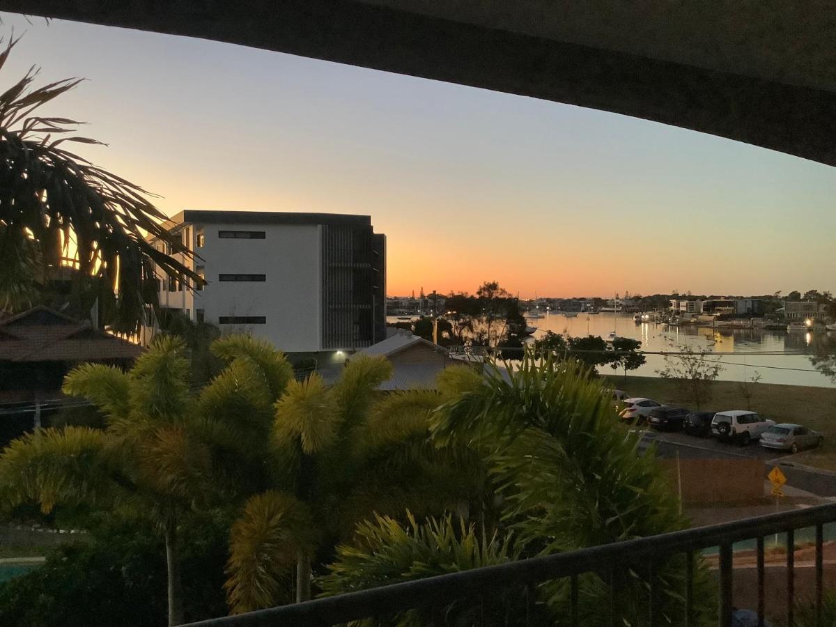 Excellsior Apartments Mooloolaba Luaran gambar