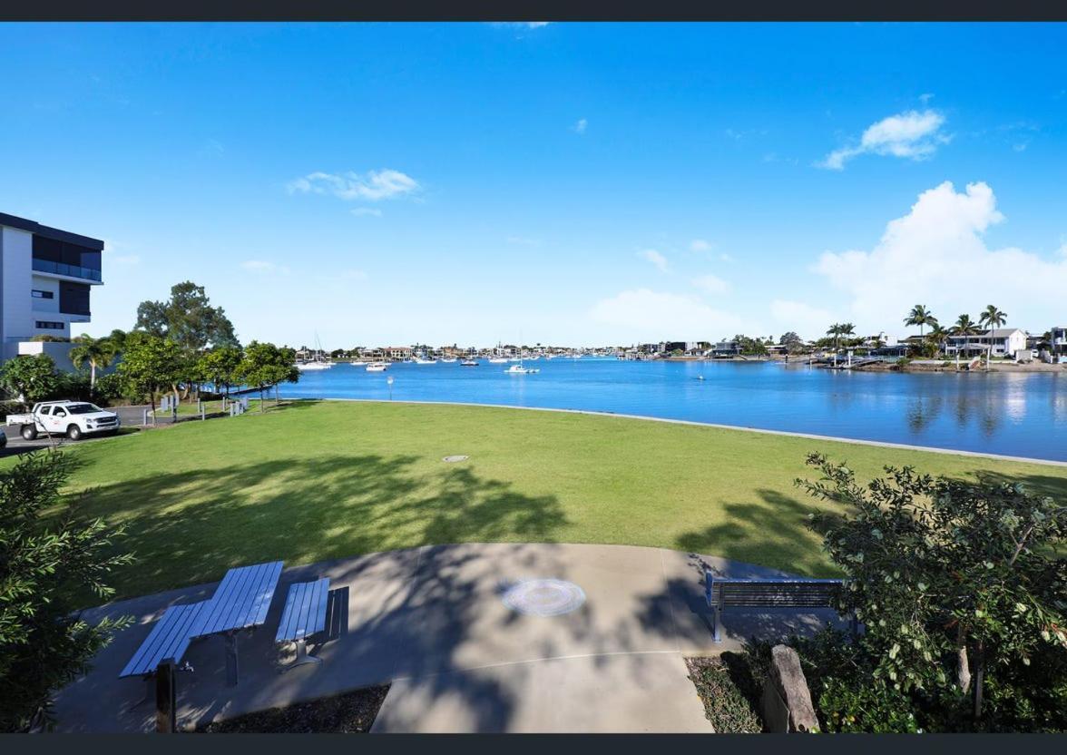 Excellsior Apartments Mooloolaba Luaran gambar